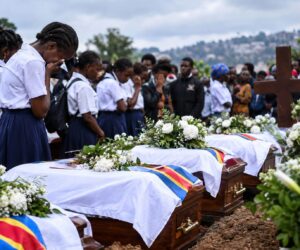 27 élèves de l'incendie des écoles Furaha et Ujamaa inhumés