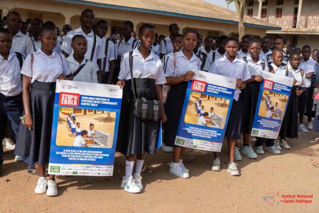 1 900 élèves sensibilisés à la maladie à virus Ebola à l'école Unio Wa Heri
